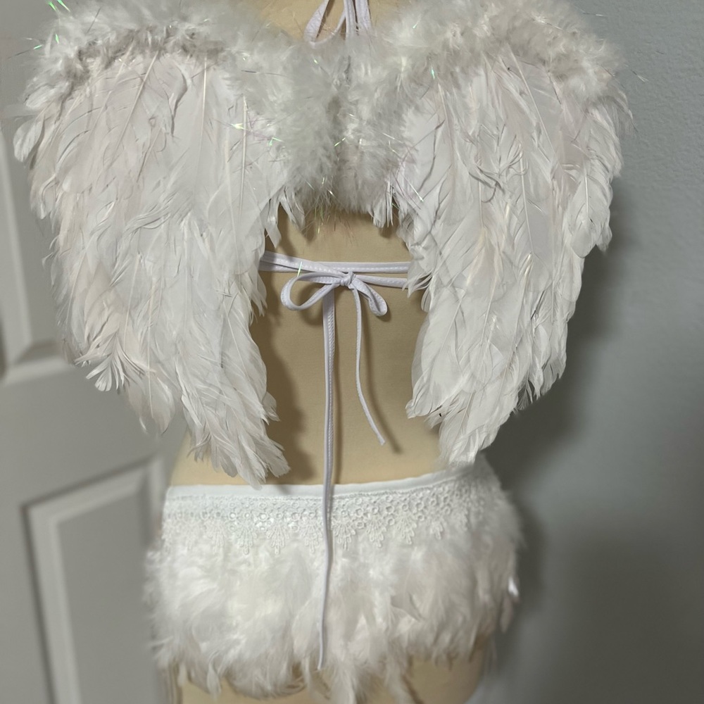 Victoria’s Secret Angel Costume - Picture 6 of 10